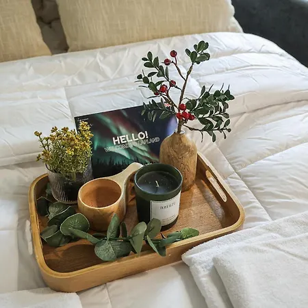 Arctic Hideway By Booklapland *