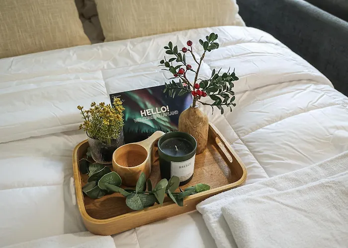 Arctic Hideway By Booklapland *